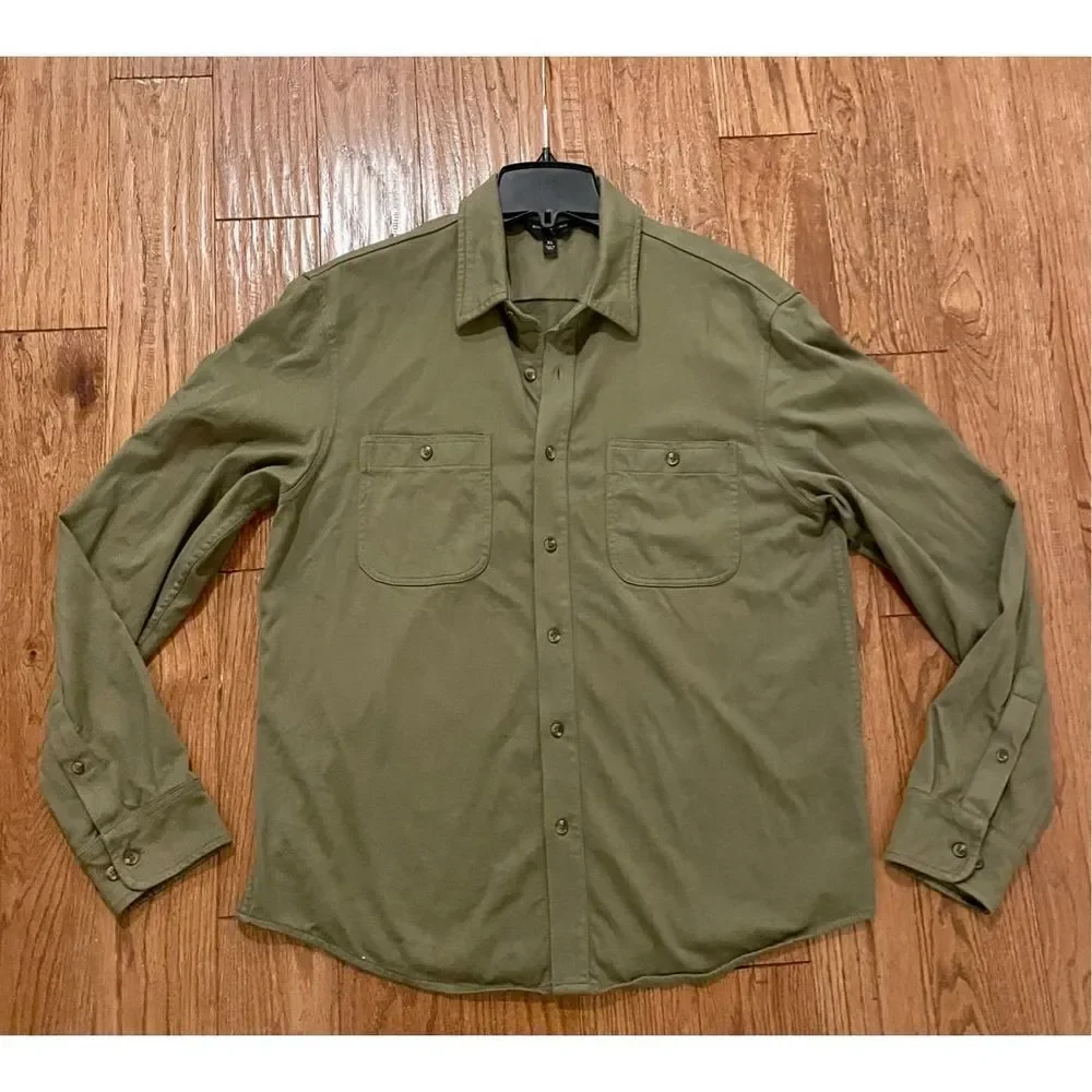 Banana Republic olive green utility button down large